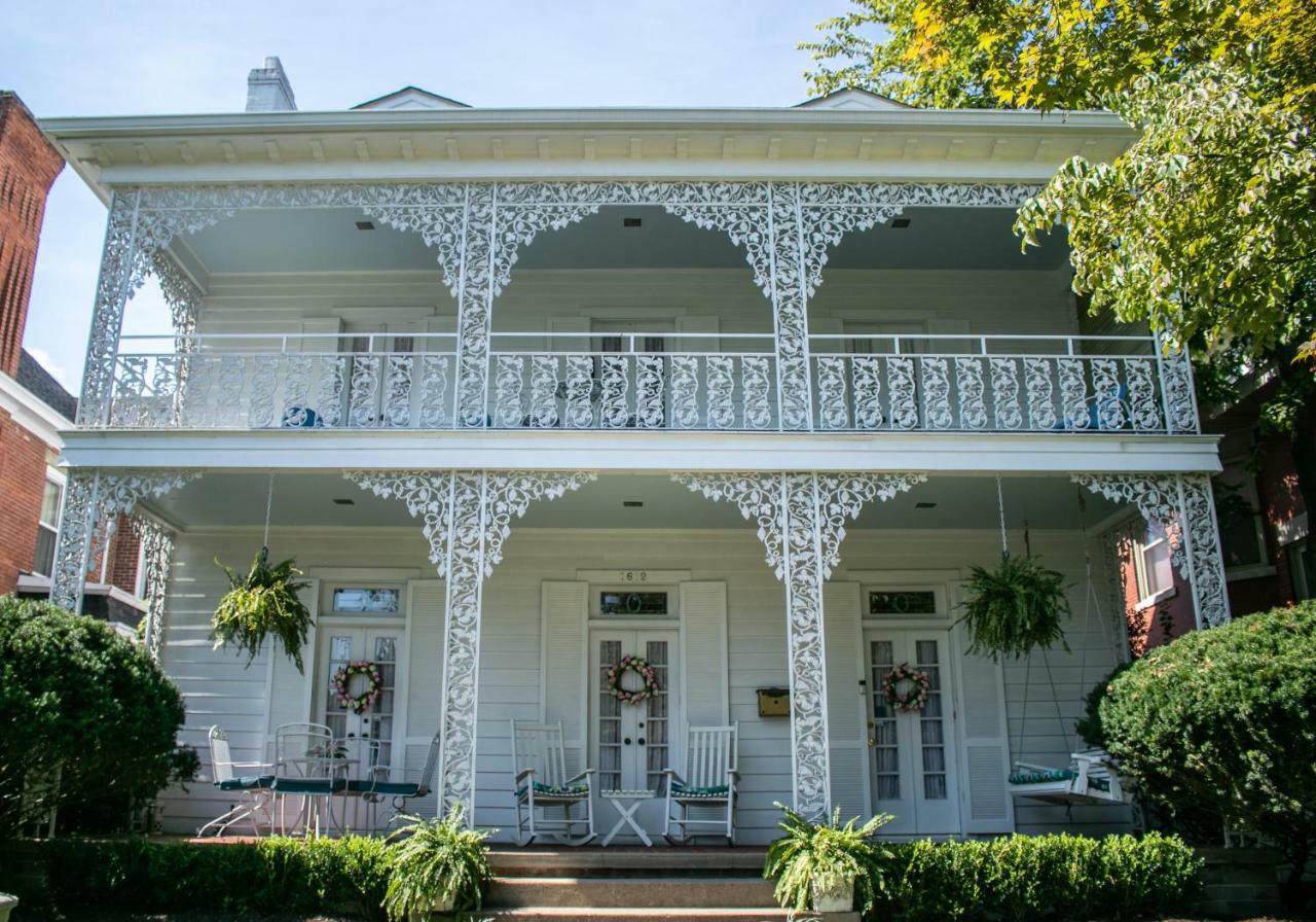 Governor'S Inn Ешленд Екстер'єр фото